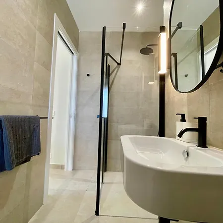 アパート Bugibba Square Seafront By Holi