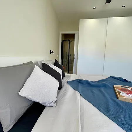 Bugibba Square Seafront By Holi セント・ポールズ・ベイ