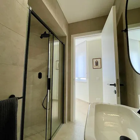 Bugibba Square Seafront By Holi アパート セント・ポールズ・ベイ