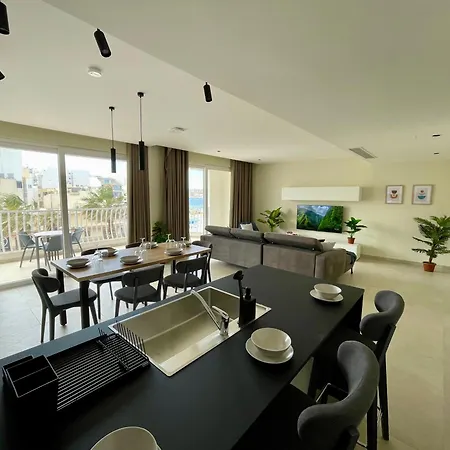 Bugibba Square Seafront Lux By Holi Apartment St. Paul's Bay