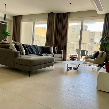 Bugibba Square Seafront Lux By Holi Apartment St. Paul's Bay