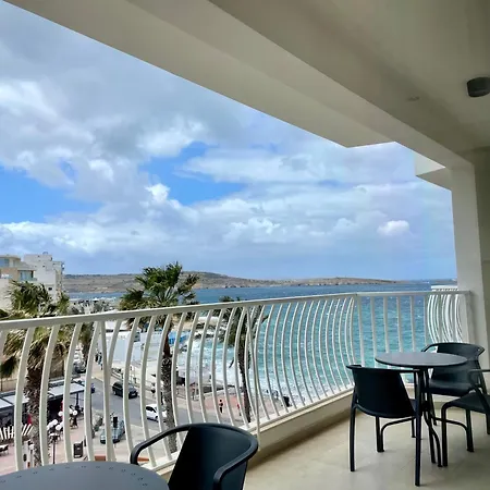 Bugibba Square Seafront Lux By Holi Apartment