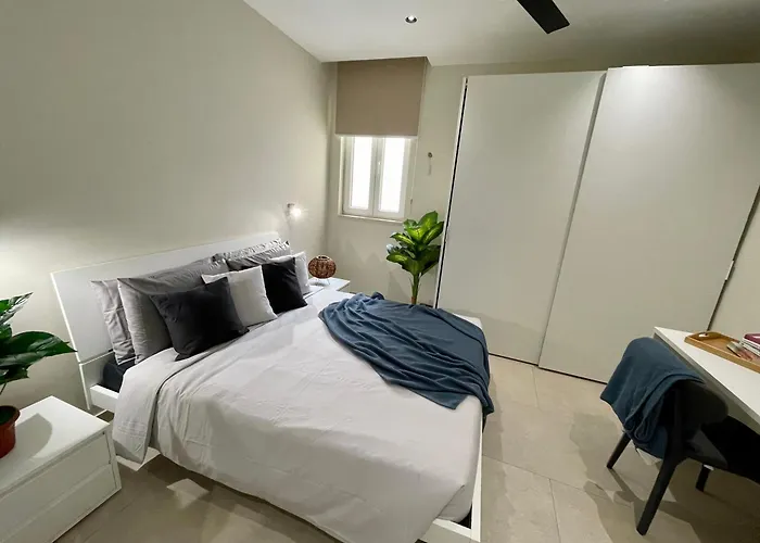 Bugibba Square Seafront By Holi St. Paul's Bay