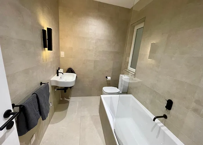 Bugibba Square Seafront By Holi Appartement *