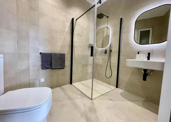 Bugibba Square Seafront By Holi Appartement St. Paul's Bay