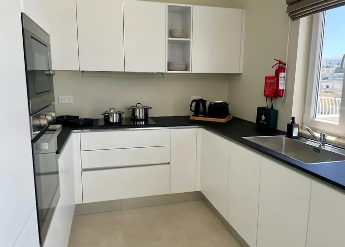 Bugibba Square Seafront By Holi Apartamento *