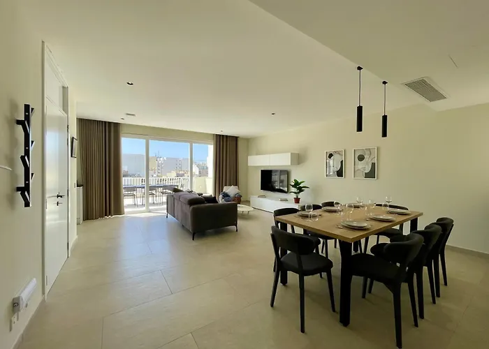 Bugibba Square Seafront By Holi St. Paul's Bay