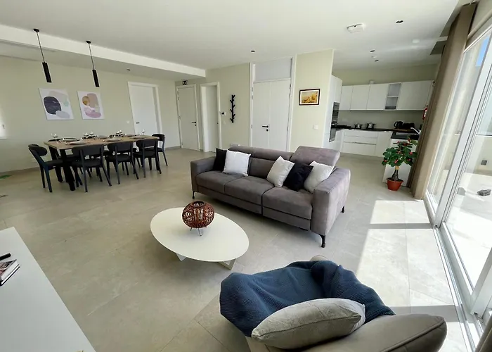 Apartamento Bugibba Square Seafront By Holi St Paul's Bay