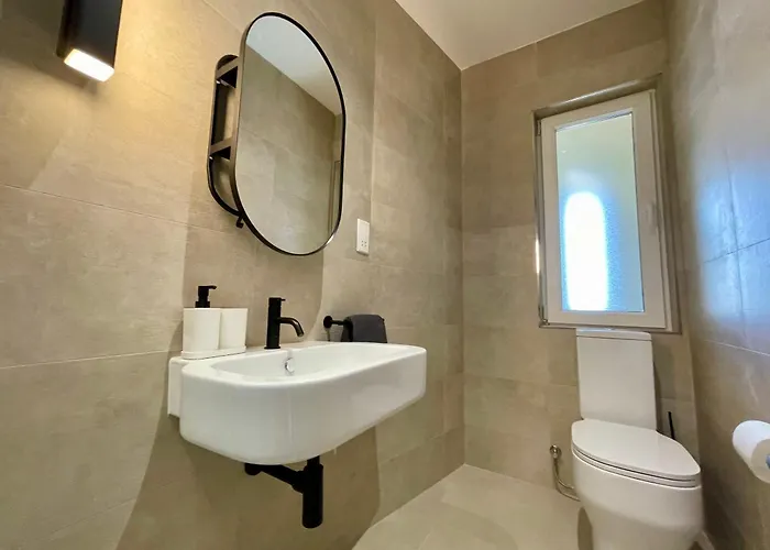 Bugibba Square Seafront By Holi Apartamento *